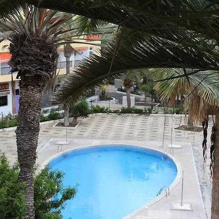 Apartamento Cristianos, Nirvana