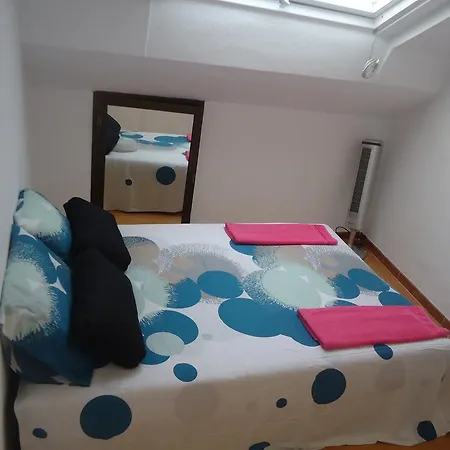 Cristianos, Nirvana 公寓