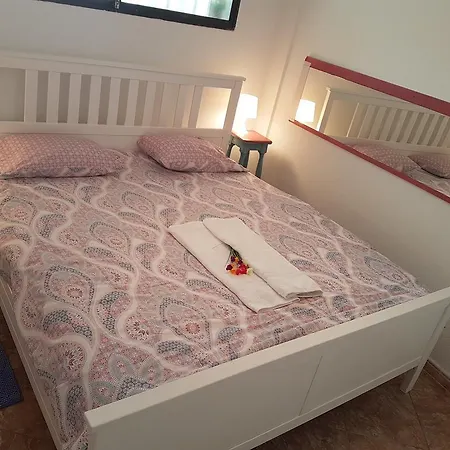 Apartament Cristianos, Nirvana